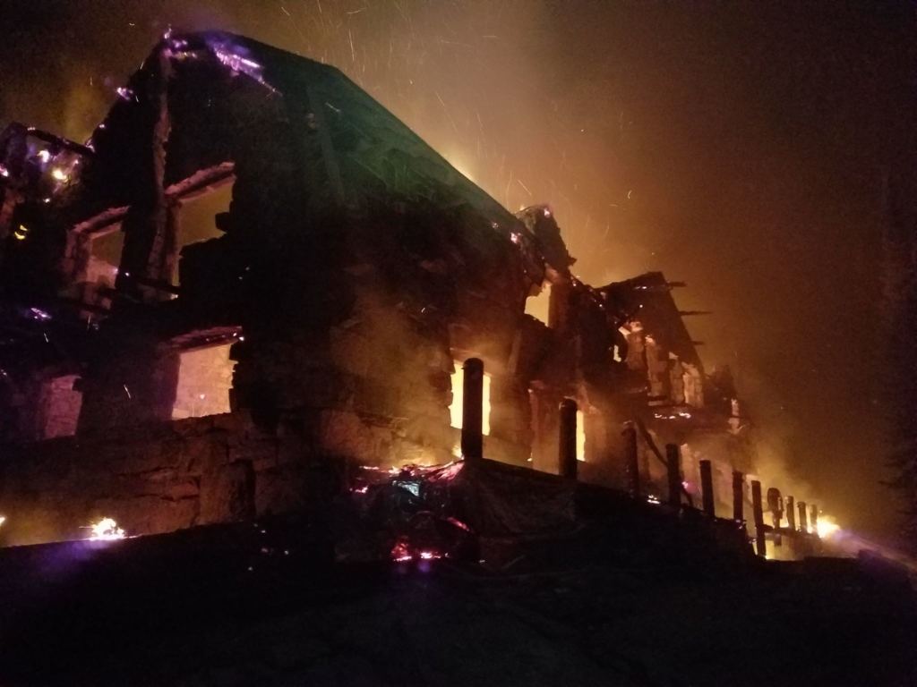 Sperry Chalet burns to the ground on August 31, 2017