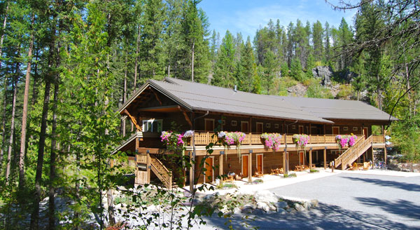 Glacier Guides Lodge