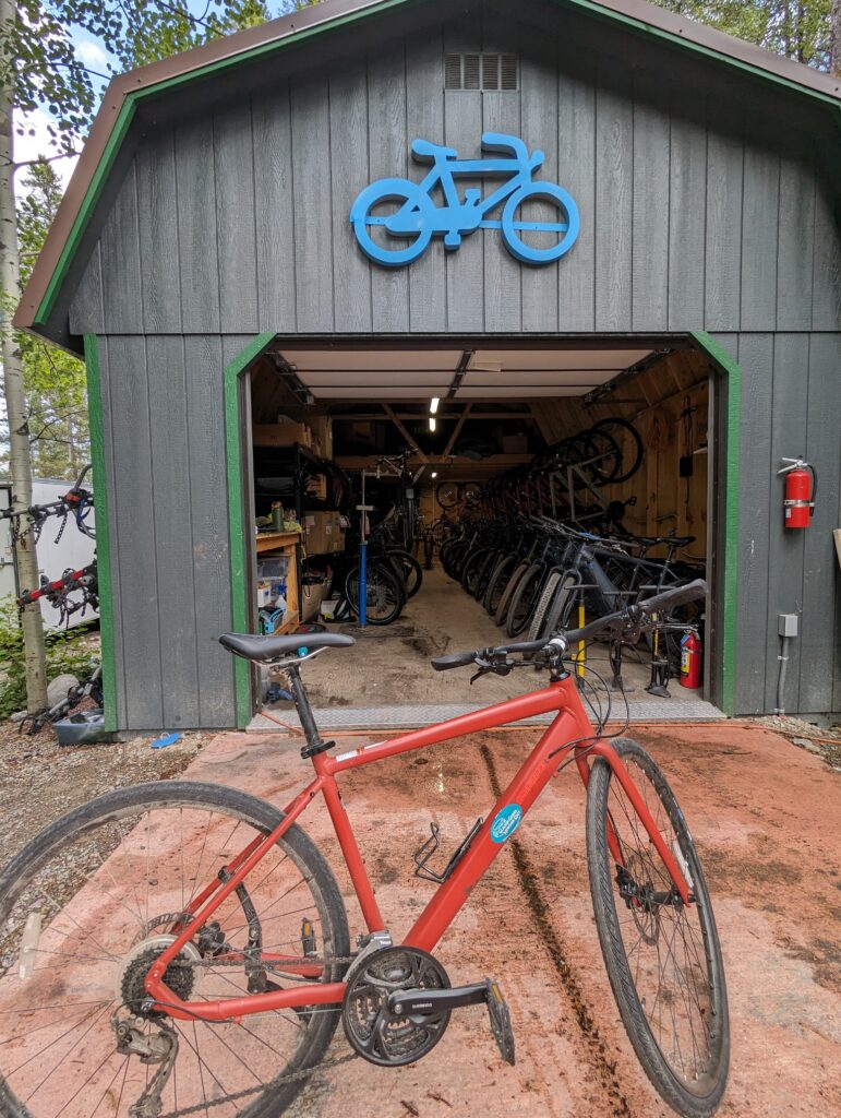 Self-guided bike & e-bike tour Glacier national park